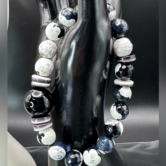 BLACK/WHITE AGATE + ONYX NATURAL BRACELET size 8 - Picture 3 of 8